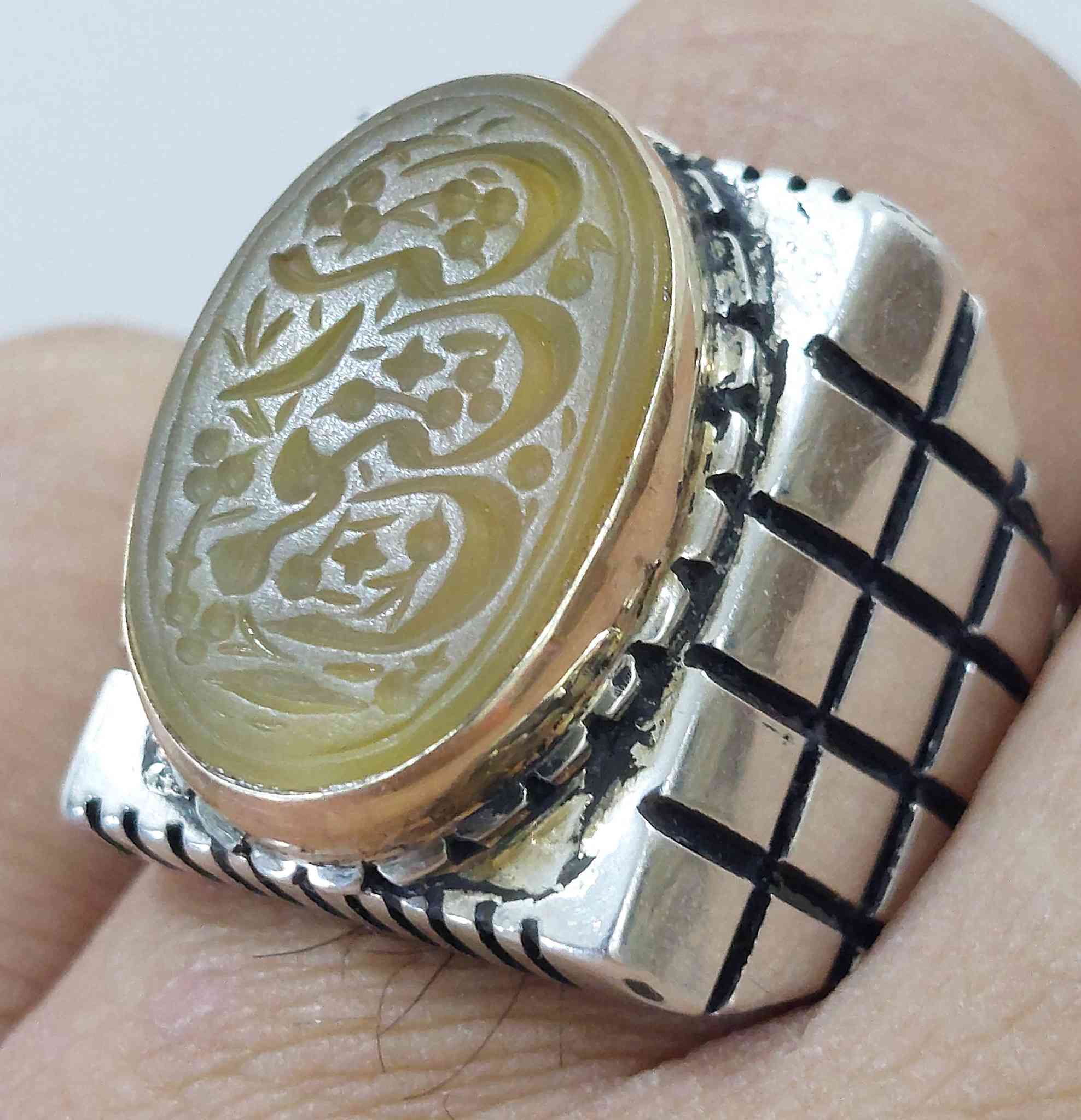 ان معي ربي عقيق يماني اصفر قديم صياغة يدوية داير ذهب ثقيل بغداد ***********
