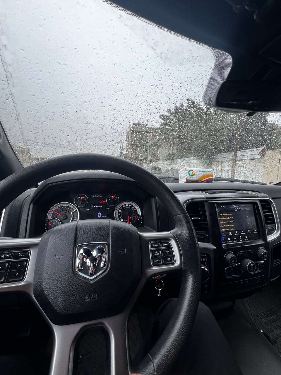 سلام عليكم
دوج رام 2021 كلاسيك وارلوك (بيع او مراوس بسياره اقل محتاج فرق) مكاني بغداد 

الحادث كدامكم بدون ايرباك 

مواصفاتها معروفة 

شاشة جبيره 

كامره 

حساسات 

تشغيل عن بعد

ماشية 76 الف 

كير مكينه كفالة

 

محجر + لايت زنون + دبلات امامية جديدة + دسكات + مي راديتر احمر بيل وان وكالة + فيت بم  جديد دبل يعني يجوزه تشغلها يحول ع الثاني احتياط بدون نقص الحمدلله كاملة رقم بغداد باسمي سنويه جديدة 

السعر 192 و بيها مجال  

***********

