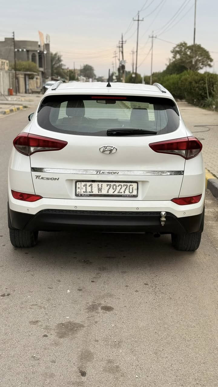 للبيع
توسان موديل 2016 خليجي محرك 2000  دوش رقم بغداد تحويل مباشر بيها صبغ نص قبق الجنطه بدون دواخل والباقي مكفول كير ومحرك على وضع الشركه  السياره جديده وجاهزه بمعنى الكلمه
#السعر 168 وبيها مجال 
مكاني المحموديه
للستفسار ***********
