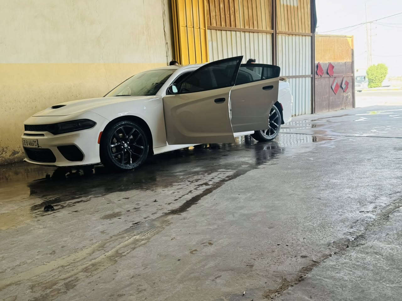 سلام عليكم
جارجر جيتي 2022 

ابيض 
رقم سليمانيه 2029 

3.6 

حادثه موضح بلصوره 

سيارة 3 قطع 

سعر 230 ومجال بسيط 

مكاني نجف ***********

وات ساب ***********
