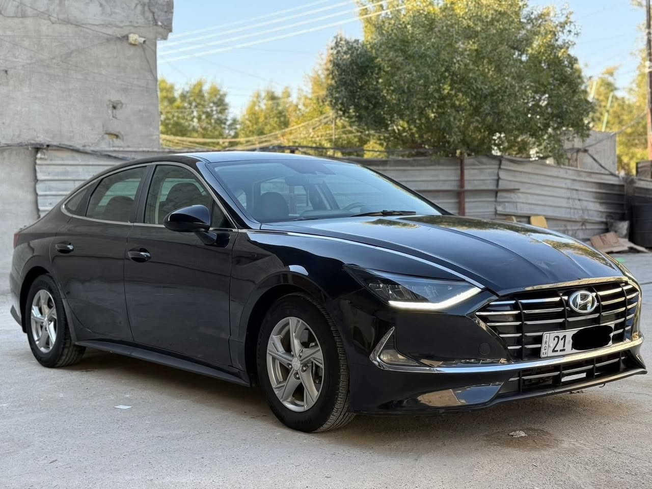 ا
يا الله 
سوناتا 2021 سيارة كلش نظيفه
ماشية 48 الف
 0772 161 6628‬
محرك 2500 الجبير المرغوب 
شاشة جبيرة كامرا دوراه
4 وضعيات قيادة
هاندبريك بصمه
صندوك بصمه
اوتو هولد
اوتو ستوب
تحديد مسار 
تحكمات ستيرن
رادار 
باقي المواصفات معروفه 
سعر 142$ بيع او مراوس بيها مجال قليل 
ايرباك ستيرن فقط وراجع سستم اصلي
محرك كير صدر لغود شواصي كلها كفاله
مكان سيارة بغداد السيدية
