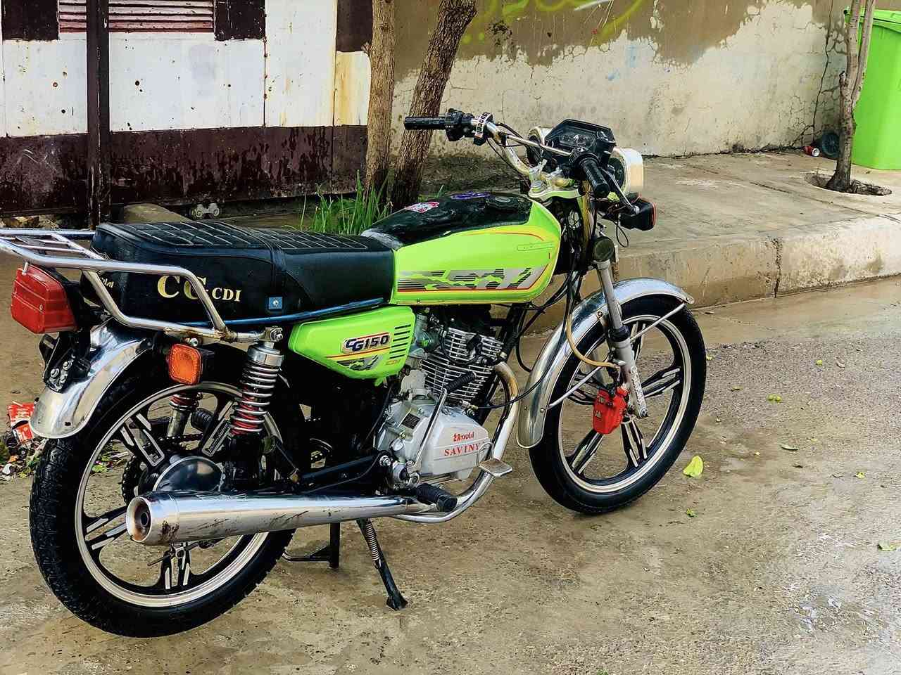 من بعد السلام دراجه للبيع موديل 22 شرط ما مفتوح كهربائية شغاله سعر 450 وبيه مجال 

اتصال ***********
