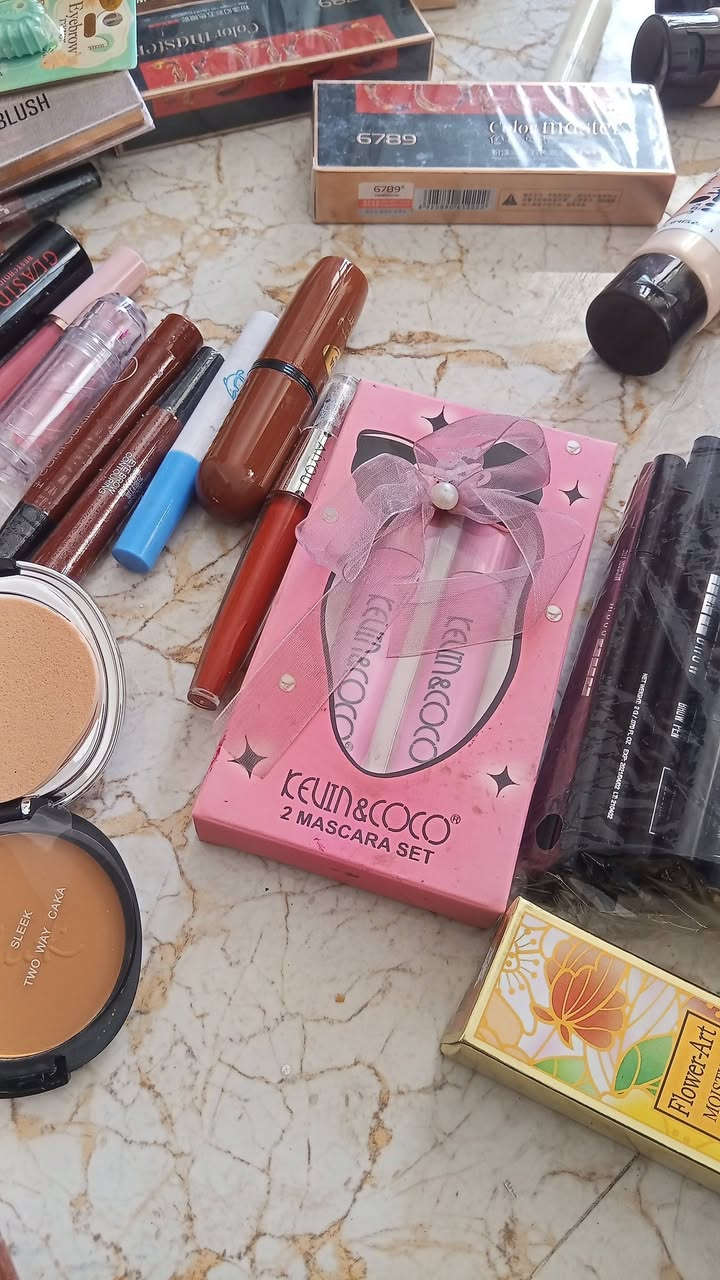ميكب جمال ولا غلطه بنات شلعات ابيع القطعه ع الف ونص


**إذا كنت صاحب هذا الإعلان وتريد حذفه لأي سبب، رجاءا أرسل رسالة إلى الدعم الفني**
