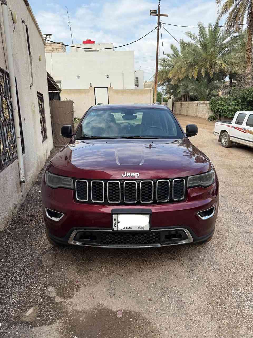جيب لمتد بلص 18 خليجي   3 شاشات.
فول مواصفات وكالة ليث العبيدي 
مكفول من حادث وصبغ كفالة عامة  
ماشية 98 الف كم 
السعر 248 
المكان كربلاء

***********
