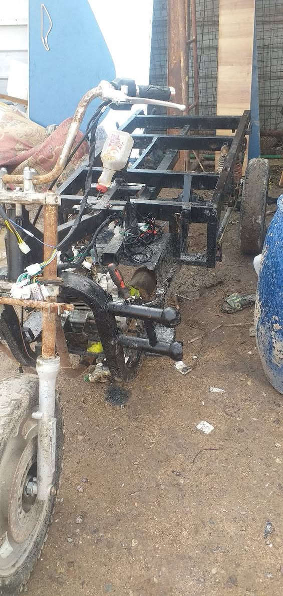 سلام عليكم  ستوته.البيع  ادوات مكاني.بصره ابو الخصيب سعر  350  بيه مجال


**إذا كنت صاحب هذا الإعلان وتريد حذفه لأي سبب، رجاءا أرسل رسالة إلى الدعم الفني**