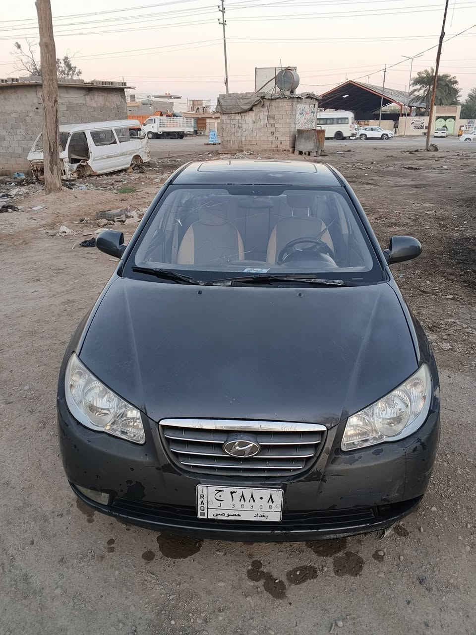 السلام عليكم 
اقرا المنشور قبل لا تتصل 
2009
الانتر خصوصي مقدس 
ضررهه جاملغت خلفية وقبق صندوك مبدل بلادي حوضهه سليم 
مكينة 2000 بيهه بخار 
صدر جديد 
تخم تاير 
باتري جديد تدفئه تبريد حته القوايش جدد
ربع متصرف عليهه 
رقم بغداد باسمي سنويه نافذه 
مكان بغداد المعامل 
سعر 88 بيهه مجال حك الجيه 
***********
