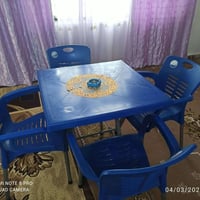 طباخ شرط وميز ويا ربع كراسي الطباخ 60وبي مجال الميز 40 وبي مجال 077277...