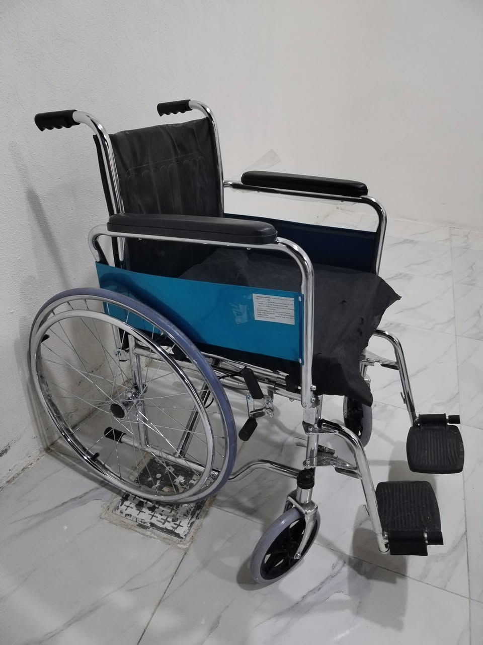 عربانه مال معوقين للبيع اسبوع مستخدم ***********
