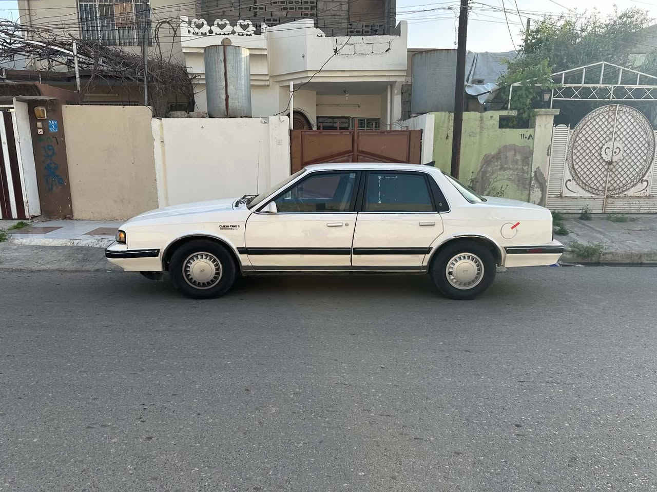 السلام عليكم  
اولدز موبيل موديل 90 رقم نينوى دولي (انكليزي) اني شرعيها كير محرك شرط ماشية 170 حقيقي تبريد تدفئة منظومة جديدة شرط كهربائيات كلها شغالة داخل نظيف شاشة كامرة قفل مركزي سنتر لك مابيها اي نقص مكاني الموصل رايد مراوس ويه سيارة عالية جيب شيروكي باجيرو فورد اكسبلور فور رنر  يكون نظيف  العنده ينزل صور وتفاصيل موديلات من 90 لل2000 والسعر مقارب السعر سيارتي 48


**إذا كنت صاحب هذا الإعلان وتريد حذفه لأي سبب، رجاءا أرسل رسالة إلى الدعم الفني**