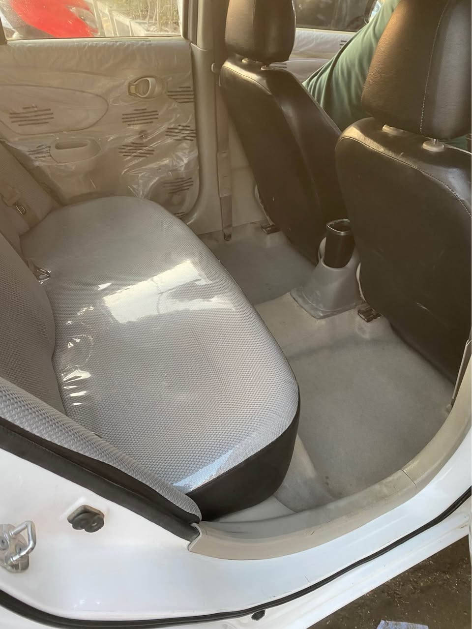 نيسان سني هندي
موديل ٢٠٢٠
تحكم ستيرن وشاشه وكاميرا
تغليف كشنات
تخم تاير جديد
باتري جديد
حداديه صدر جديده
سياره ماشيه ٨٠ الف تقريبا
الرقم بغداد باسمي
سنويه مجدده لغايه ٢٠٣١
الباب الخلف السايق شويه تصليح وصبغ بسيط
باقي السياره ماكو قطره صبغ ولا اي ضرر
سياره جديده بمعنى الكلمه
السعر ١١٦$
الدوره شارع ابو طياره 
للاستفسار *********** بغداد, العراق
