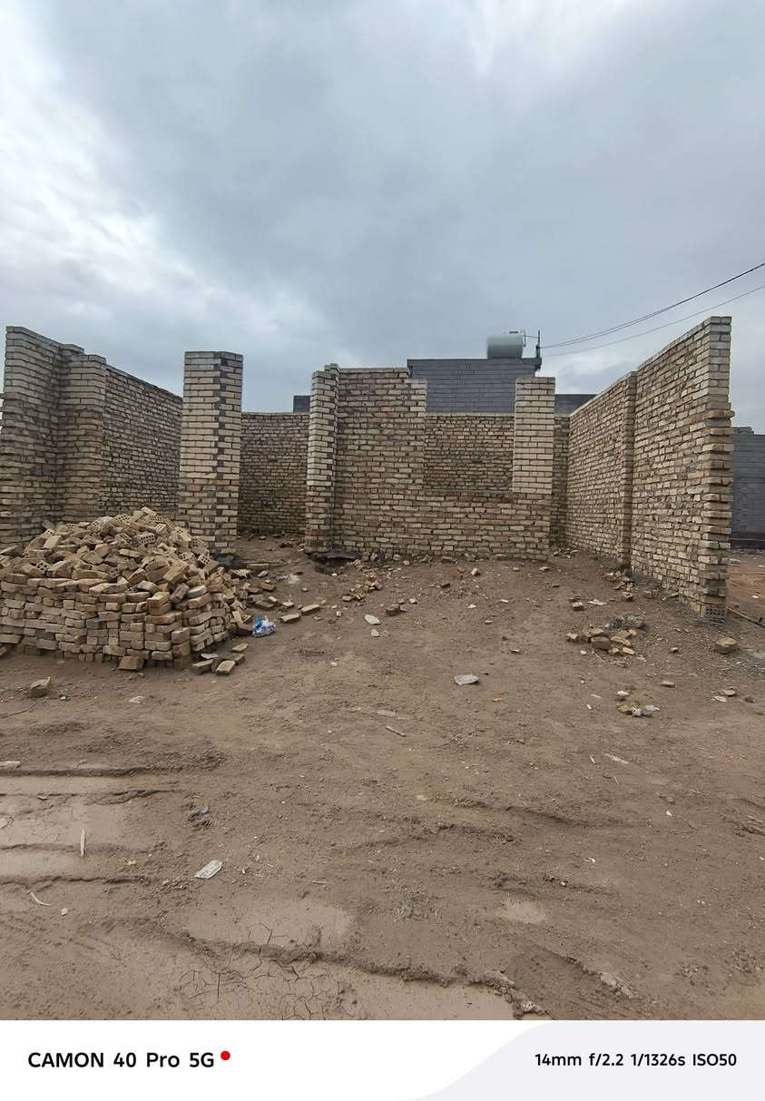 هيكل للبيع في جبيل قرب جامع العابد المساحة القطعة نزال ١٧ عرض ٩ البناء ١٣   ٩  غرفتين نوم ٤.٥ / ٤.٤ / صاله ٦.٤ مطبخ ٥.٤ إستقبال ٥.٤  ه‍ *********** سعر ٢٥
