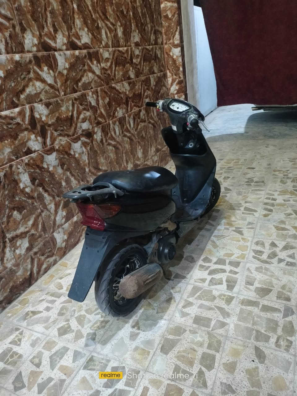 عصفوري للبيع جاهزه من الطول للطول ماتعبك مكان قضاء المدينه سعر 200 وبيهه مجال ***********
