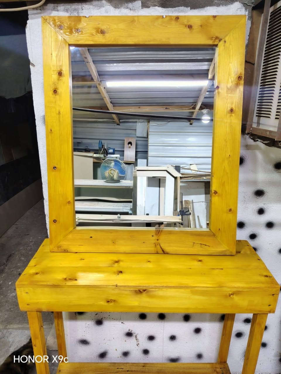 ياالله تم تجهيز عمل لاحد الزبائن الطيبين 
طبله مع مرايه شغل درجه اولى
حسب الطلب والقياس
للاستفسار تفضل خاص وتدلل
***********واتساب
***********📞
