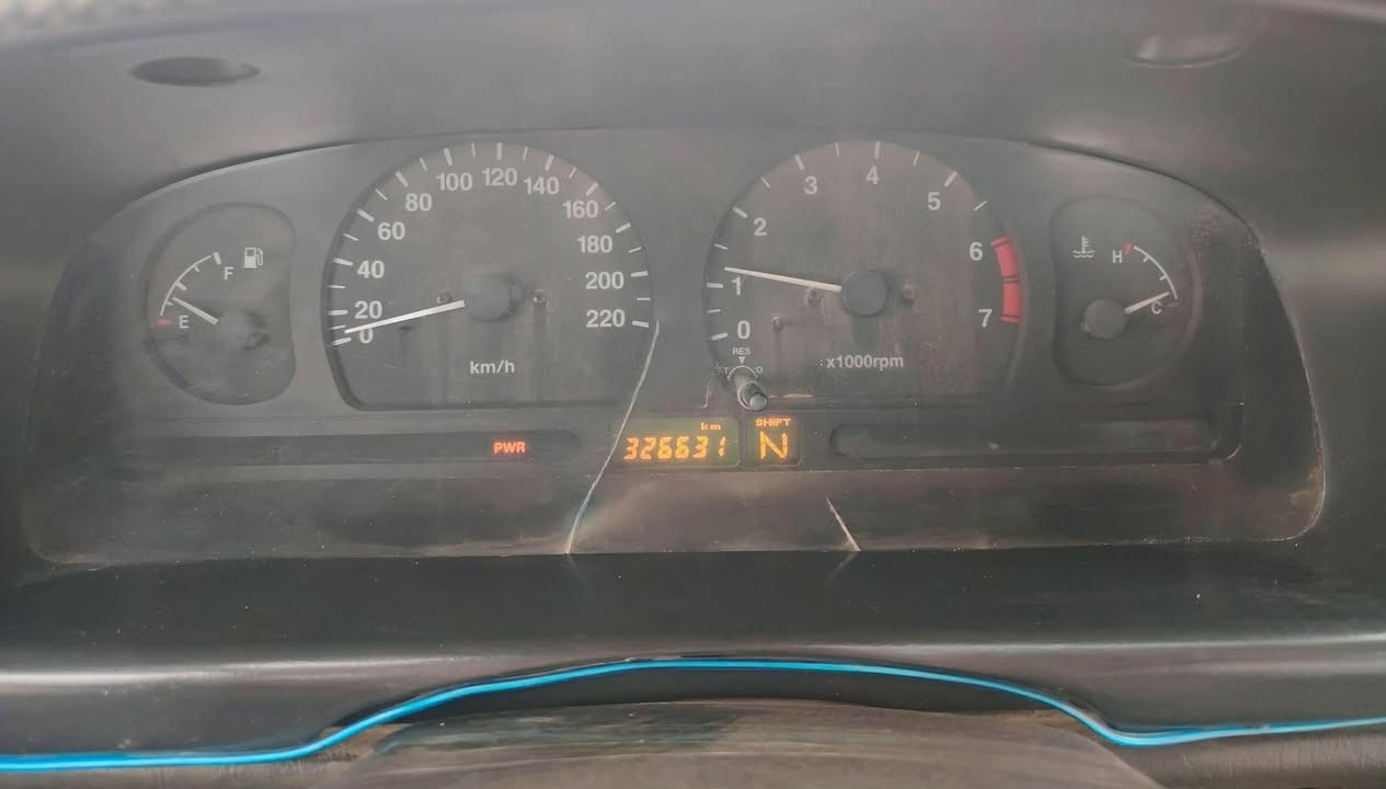 السلام عليكم 
للبيع للبيع
سيارة دايو برنس فراشة
موديل ١٩٩٦
محرك وكير بشرط 
السياره نظيفه حيل
صدر امامي خلفي جديد
السياره بأسمي تحويل مباشر
رقم صلاح الدين 
السعر/ ٣٧$ وبيها مجال بسيط
المكان/ سامراء
الرقم/ ***********
