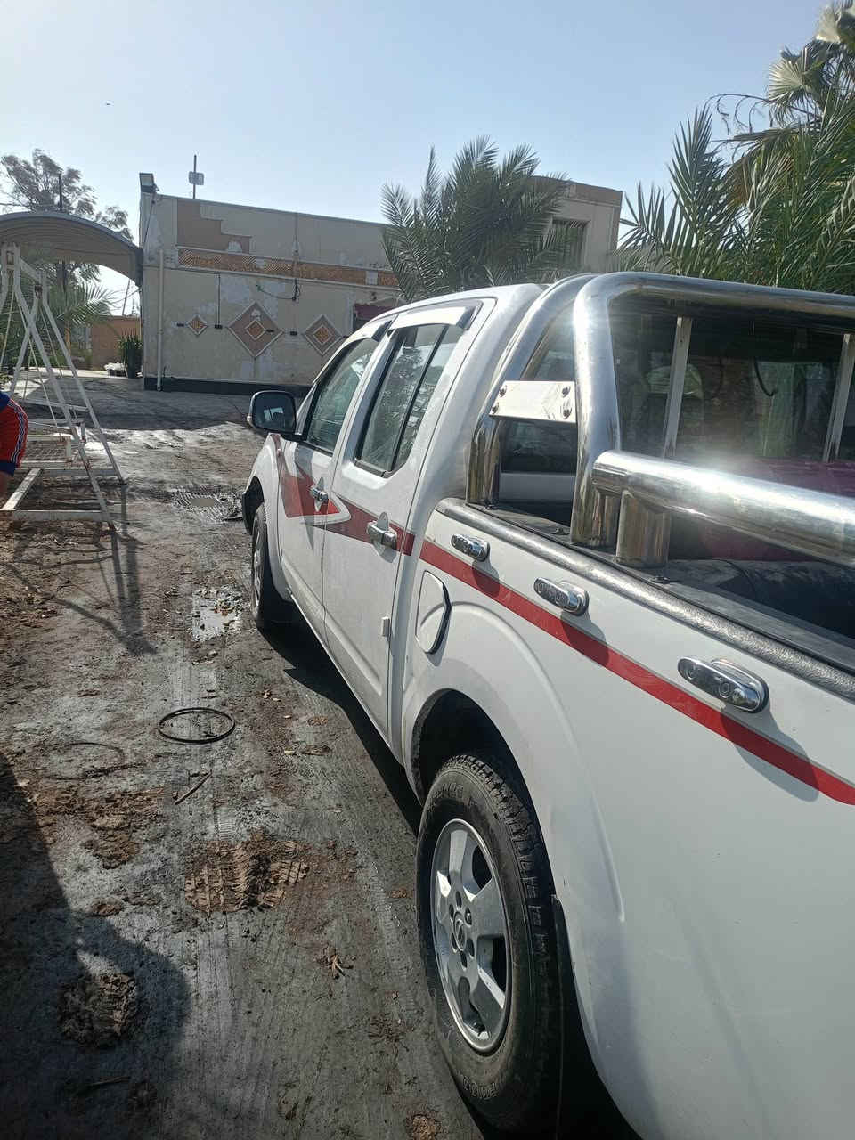 السلام عليكم
سيارة نيڤارا 
السعر 95 ورقة 
موديل 2009 محرك بطه 2500 محوره منضومه غاز وبانزين
رقمها سليمانيه
سياره وكاله
صاحبها الشرعي عربي سكنت ديالى
مكان السيارة بغداد الجديدة 
رقم الهاتف 
***********
