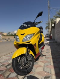 فوزرة 08 للبيع وياها منفيست الدراجة جاهزة وترايك وين ميعجبك  بيها تفاص...
