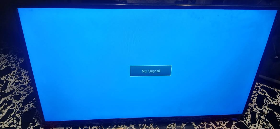 شاشة LG  حجم ٤٣
لبيع بدون ريمونت ضايع 
جديدة سعرها ١٧٥ الف


**إذا كنت صاحب هذا الإعلان وتريد حذفه لأي سبب، رجاءا أرسل رسالة إلى الدعم الفني**