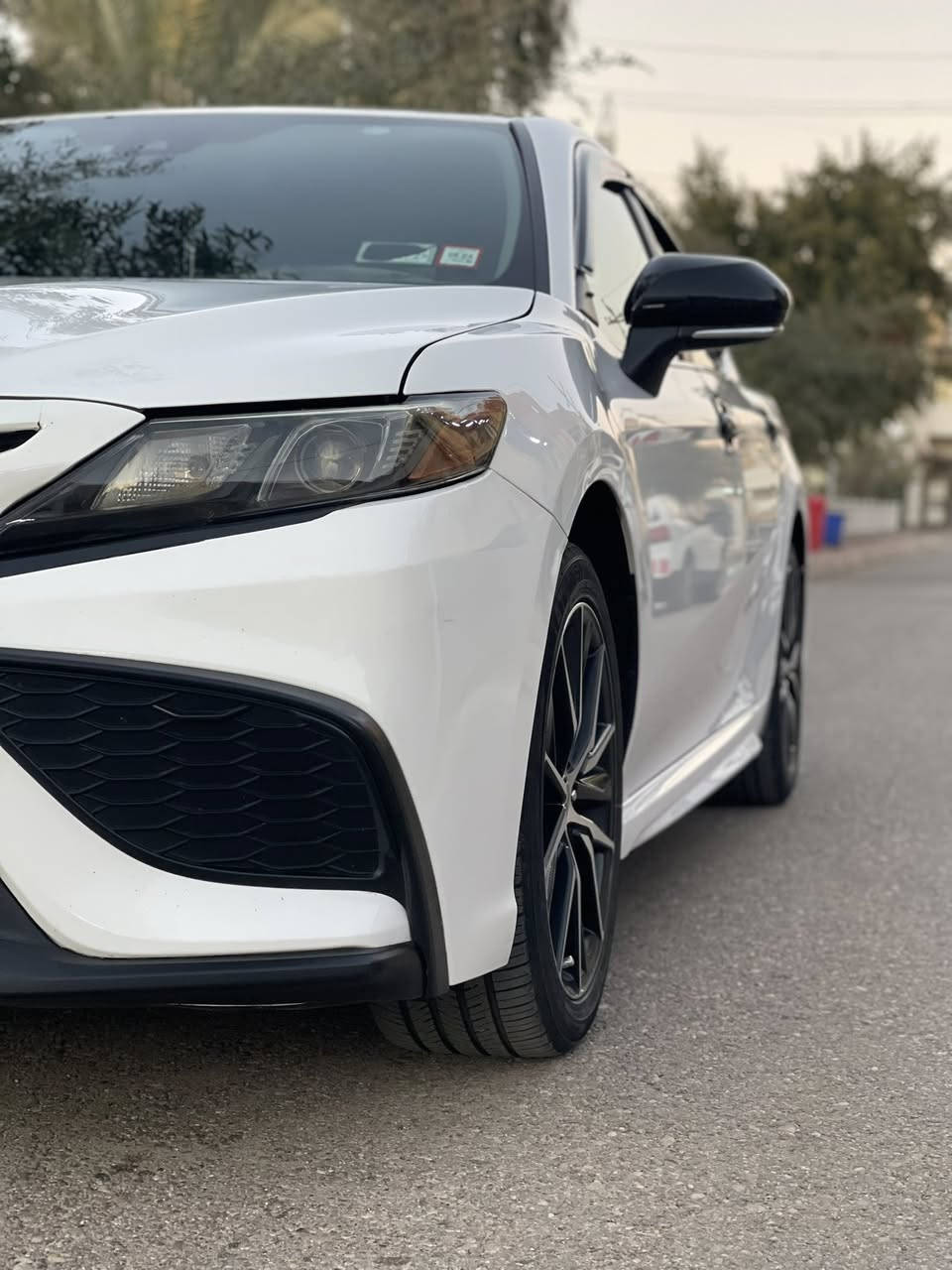 كامري موديل 23 فئه SE تشغيل سويج شفتات مقود تحديد مسار تحكم جهتين شاشه كار بلي كشنات جلد ومخمل 3انضمة قياده ايكو نورمال سبورت حره باسمي الضرر كما موضح بالصور تبديل بنيد بلادي نفس الون 
للاستفسار ‭0780 471 2939‬
