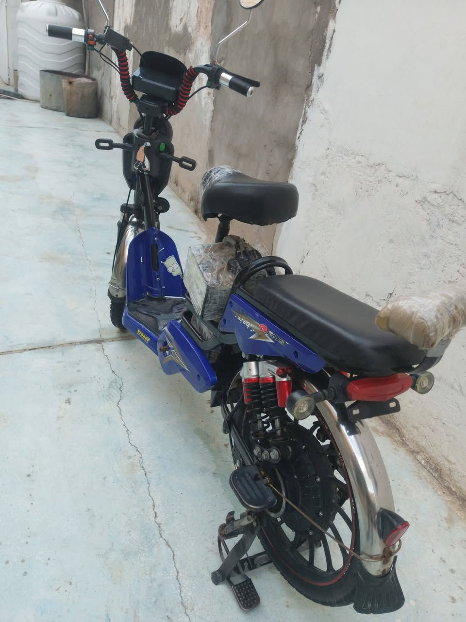 للبيع بايسكل شحن موديل 2024
4 سرعات
بطاريات يمشنك اكثر من15 كيلومتر حقيقي
للشراء الاتصال واتساب على الرقم
‏‪***********‬‏
     مكاني ديالى تقاطع الوجيهيه
