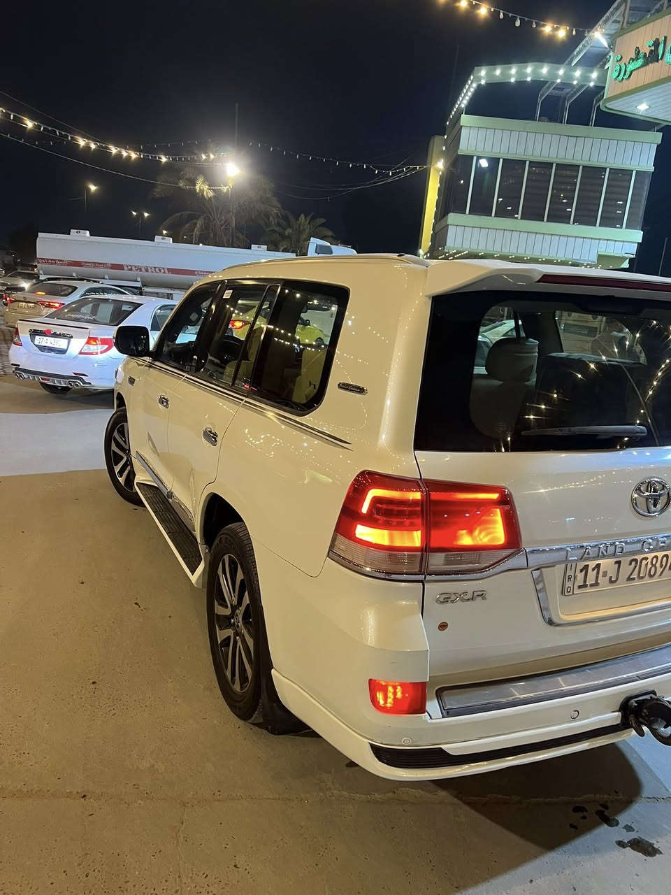 لاندكروز 2008جديده  محدثه ٢١رقم بغداد بسمي  سونار مرفق  مكفوله فقط مال تحديث وبيه إضافه منضومة غاز سياره فول موصفات ***********  اتصال فقط مكلف بمنشور سعر ٢٧٠
