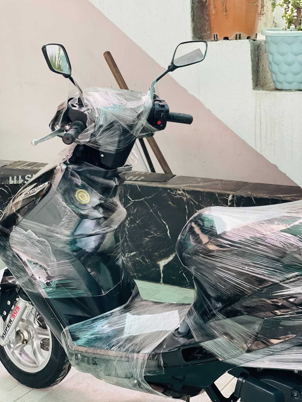 دراجة ماكس سكنس موديل2024
دراجة ماشاالله اخو جديد 
محرك فراشة 150 حجم مامفتوح
شرط لا صرف لا بخار صوط كاتم
دشبول الكتروني شغال
كهربائيات كامل شغال نكرة سلف
تايرات لوك بريكات بل مكان
دراجة ماشاالله سفر مابي اي نقص
سعر500
رقم موبايل***********
عنوان كركوك شورجة يم مطعم حمة ناصر
