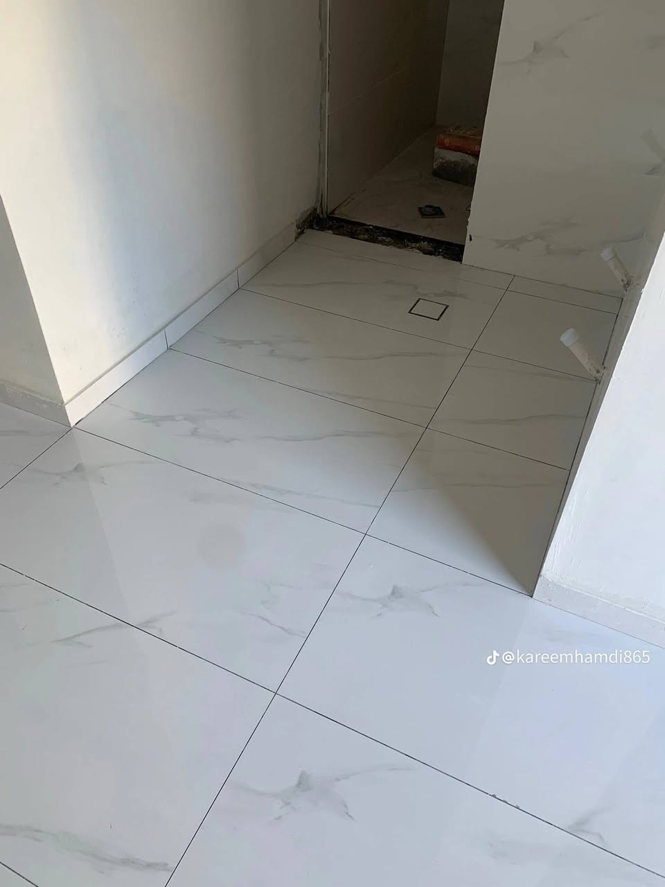 كادر سيراميك ارضيات واجهات ألواح تصفير ارضيات شغل مرتب ونضيف شرط ***********
