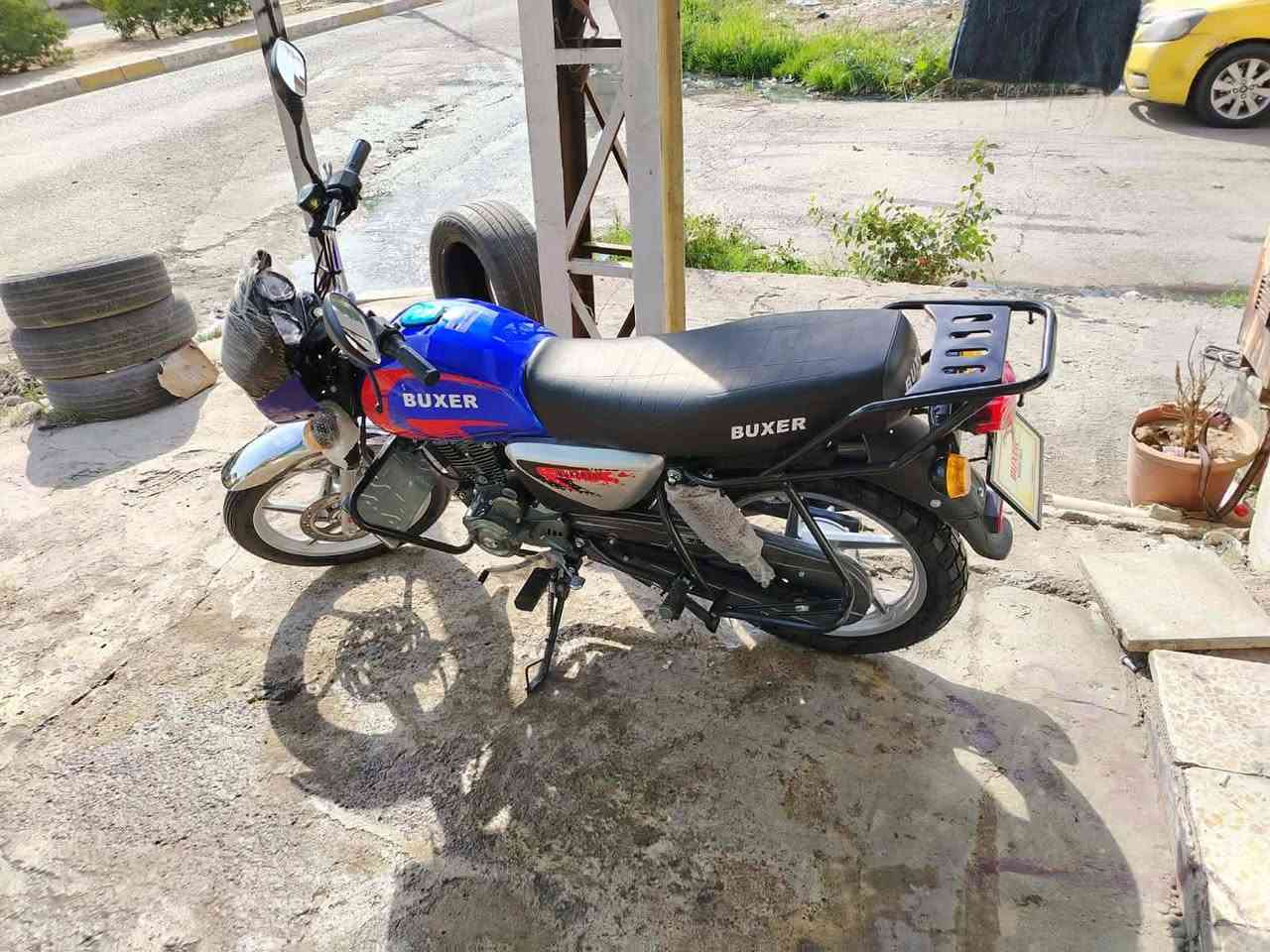 ماطور بوكسر نضيف مرقم رقم كاتي انطيك الماطور شرط بس تحويل الرقم من اربيل السعر مليون 100 الشراي يخابرني على رقم ***********
