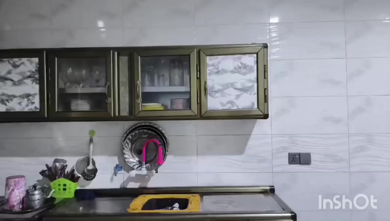 كاونتر تسكام 6 امتار طابقين وزاويه  يحتاجله ترتيب بسيط مكان حله نادر  ب 350


**إذا كنت صاحب هذا الإعلان وتريد حذفه لأي سبب، رجاءا أرسل رسالة إلى الدعم الفني**