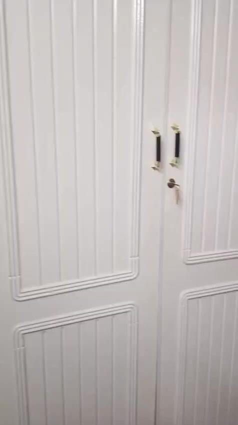 السلام عليكم غرفة عراقي فصال تركي جديدة سبب البيع المكان زغير السعر مليون و١٠٠ المكان الشعب مقابل الاطفائية التصال او الستفسار ***********)(***********
