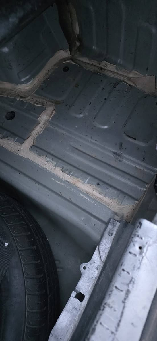 (***********&***********)یارس ئیماراتی مۆدێل 2008گێرعادی مەکینە گەورە  کامل بۆیاخ بالایاکەوتوە پێش دوای کەپسەو هیچی پێوە نیە پەرەشوتی نەتەقیوە ماڵی دۆستە پارەی ئۆپڵێکە تبرید ساردو گەرم ئیشەکات جام هیتەرو ABS پێنج کەلە و ویل کرۆم چوارتایەی تازە گێرو مەکینەی بەشەرتەو بێ عەیبە بەناوکردن و بڕاوەو غرامە بەشەرتە سەنەوی 5مانگە بەسەرچوە سعری 58گەڵا شمشمل, السليمانية
