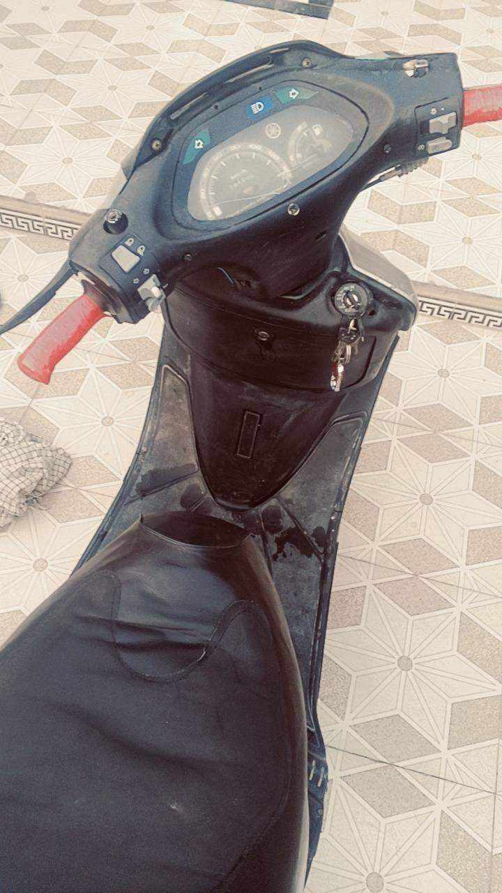 سلام عليكم دراجه فراشه نضيفه سلف هندر كله شغاله نهضي خير منالله بيع سعره ٣٥٠ بيه مجال ترهم مراوس ***********
