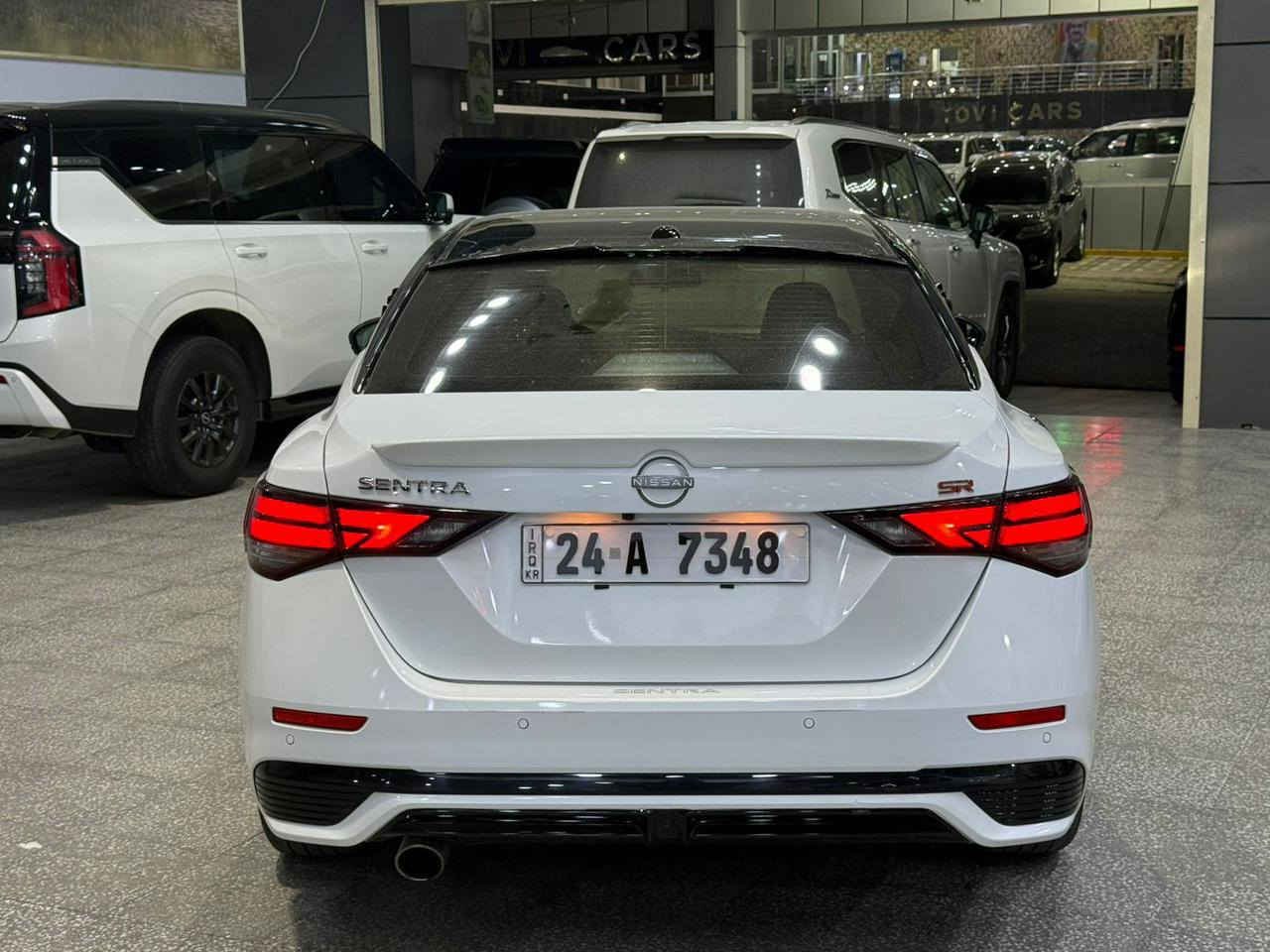 نيسان سينترا SR 
بان و دوكمه بيلادى ره ش 
دوو سويج
كاتى دهوك داخله
كلينه 
به س صبغه بئ ده عامى 
راداره 
به رى گزوزى شريكه 
20000هزارا جويه 
موبايل ***********
*********** اكر, نينوى
