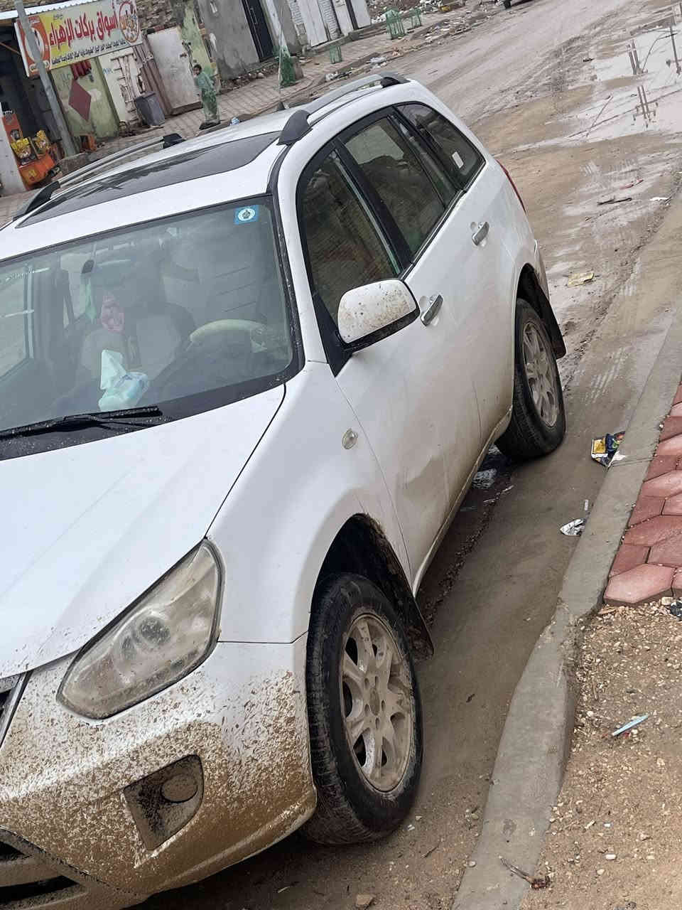 سلام عليكم ديكو موديل ٢٠١٣ سياره مكفوله سعرهه ٥٢ 
للستفسار ***********
