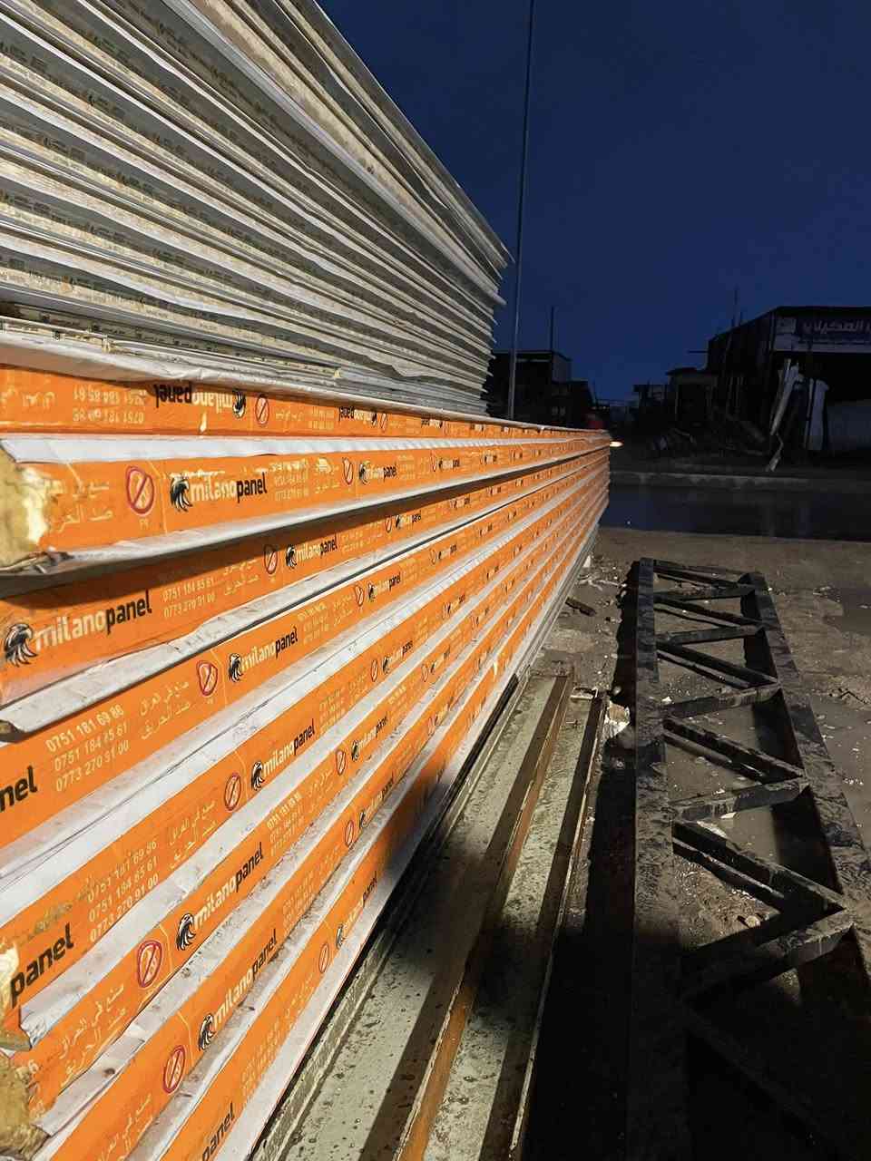 اللهم صل على محمد وال محمد على بركه الله تم وصول ساندويج ضد الحريق وبي شهاده منشى
طول 8 العدد تسعه اسعار تنافسيه جدا جدا جوا السوق اتصل على الرقم الهاتف)(***********)
