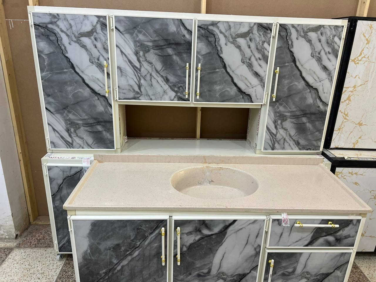 كاونترات.  كلمن وسعره انواع القياسات.  العنوان مقابل ملعب الشطره مجمع بركات الصادق.  #رقمي ***********
