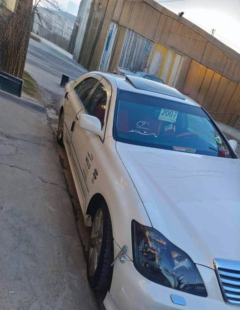 شاهینە  موس ١٨٠ بجوک بە بجوک
کامل پێشی کراوە بە ٢٠٠٧
٤ دوگمە سەلاجە
کۆدی هەیە
بێ تەق و ڕەقە کامل جائیز کراوە
تازە ڕۆن و هەموو شتێکی گۆڕاوە
سەیارکە کامل جوانکاری بۆکراوە هی ماڵانە
سعری ٦٤ گەڵا ماعمەلە
شوێن سەیدسادق
***********
*********** حلبجة, السليمانية
