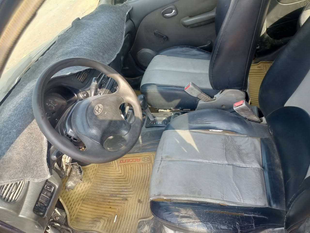 للبيع اكسنت 98 كير اوتماتيك رقم بغداد انكليزي تحويل مباشر كير محرك جيد السعر 19 ورقه العنوان بغداد ابو غريب حي المهندسين ***********
