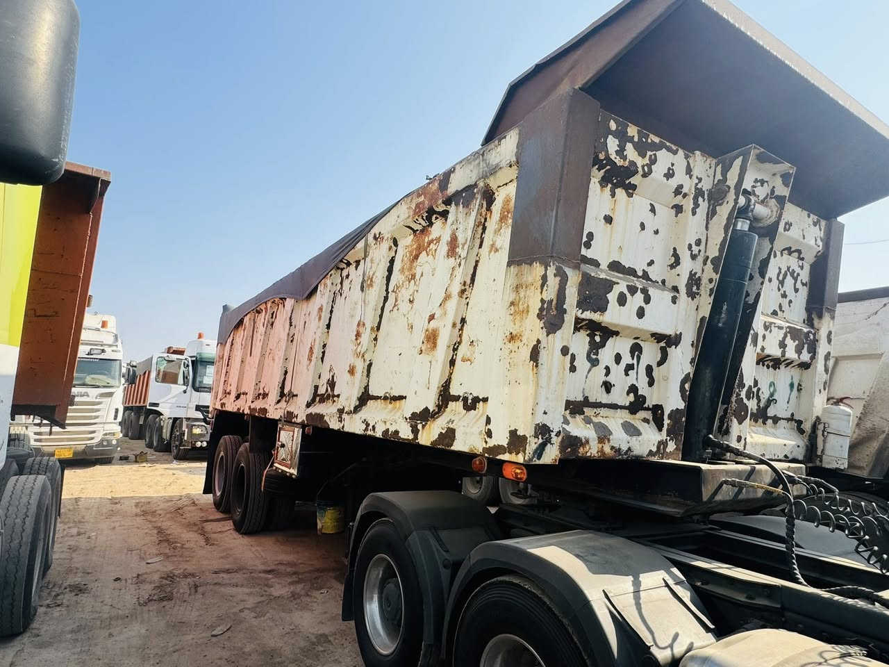 سلام عليكم عربانه علم موديل 2008                           تخم تاير   اتصال عله هاذه رقم ***********
