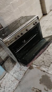 طباخ كريازي • شغال • نضيف