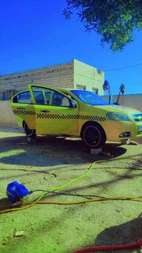 افيو • ٢٠١٠ • مكفولة