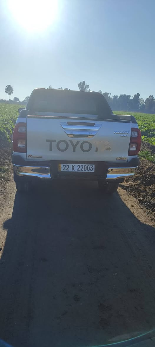 السلام عليكم 
 لبيع هايلوكس 2025 TRD رقم اربيل تحويل ثاني يوم مواصفات 6 سلندر 4000 ماشية 15 الف  كاميرا خلفية حساس امامي خلفي كشن تبريد نقطة عمياء بصمه تشغيل وابواب وباقي المواصفات المعروفة سيارة كفالة عامة حتى من الشخط مكاني بابل مشروع المسيب السعر 425 لاستفسار ***********
