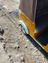 تكتك موديل 20 مرقم يوم و ثاني يوم تحويل  السعر 7500 سبع ملاين ونص  الر...