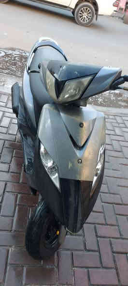 السلام عليكم
ماكس ثعلب سرعه ١٤٠ دراجه شغاله نكره سلف هندر 

كهربائيات شغاله بيه فقط خشونه بالمحرك للعلم لا تبخير ولا تنقيص 

للبيع ب٢٥٠ وبيه مجال 

المكان الاعظمية الشراي يتصل ***********
