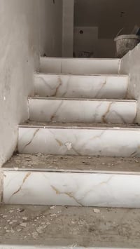 الميلاد شارع ٢٠ • ١٠٠م • غرفتين