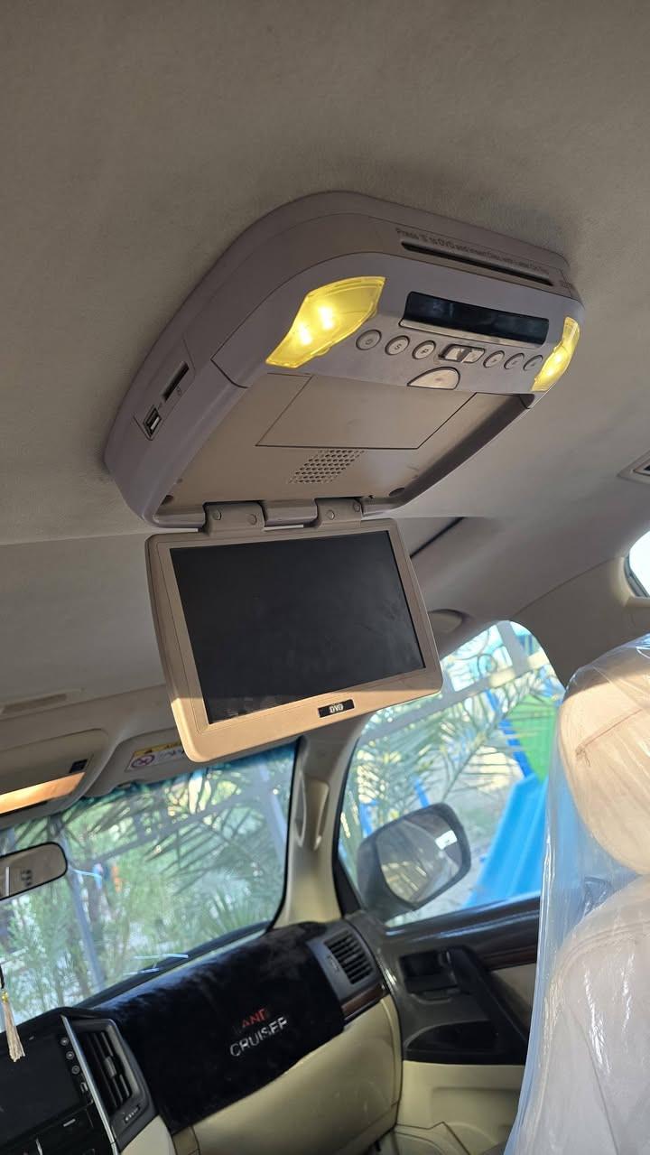 سلام عليكم اخوان مراوس مراوس فقط بدون بيع مراوس بتاهو او يوكن او لاندكروز أحدث الي تفيدة السيارة نتراهم ويشلع عيوني والي متفيدة هم على راسي ويرفع المنشور بكلمة يالله لانكدروز بريم 2016 اصل على ايدي من الزيرو لحد الان مشيتها 340 الف السيارة كفالة ما عدى المحرك جفته هسة قبل فترة وبي تنقيص وبيها شخوط بسيطة مال شارع وحصو السيارة جاهزة والي تفيدة بخدمتة رقمي ***********
