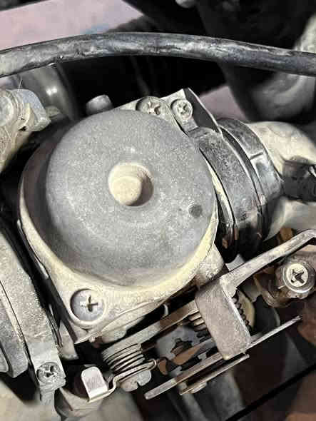 سلام عليكم الوكاله الوكاله كابريتر ماكس بلاد مال رمبه صافي وشلع ومعدل ب20الف مال بيع شراي تصال ***********مكاني شارع النفط بل بدايه مقابيل مكتبت القلعة
