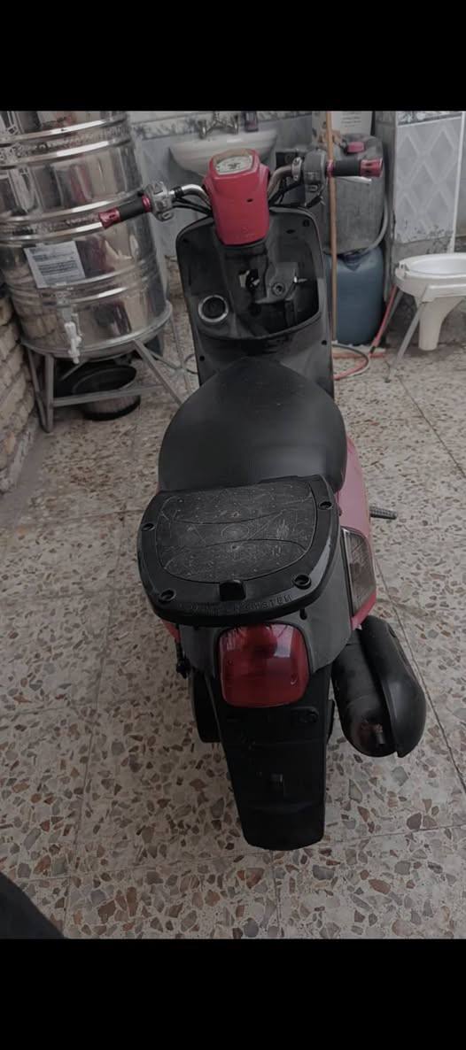 سلام عليكم يوليس 120ياباني دراجه كلها بلاديه سلف هندر كهربايات كلها بلاديه كفرات مختم ختم واحد مكينه بلاديه شلعه ومعدل فول السعر ٥٧٥اوراق كامله بسمي المكان بغداد الحسينيه مال راشديه ***********
