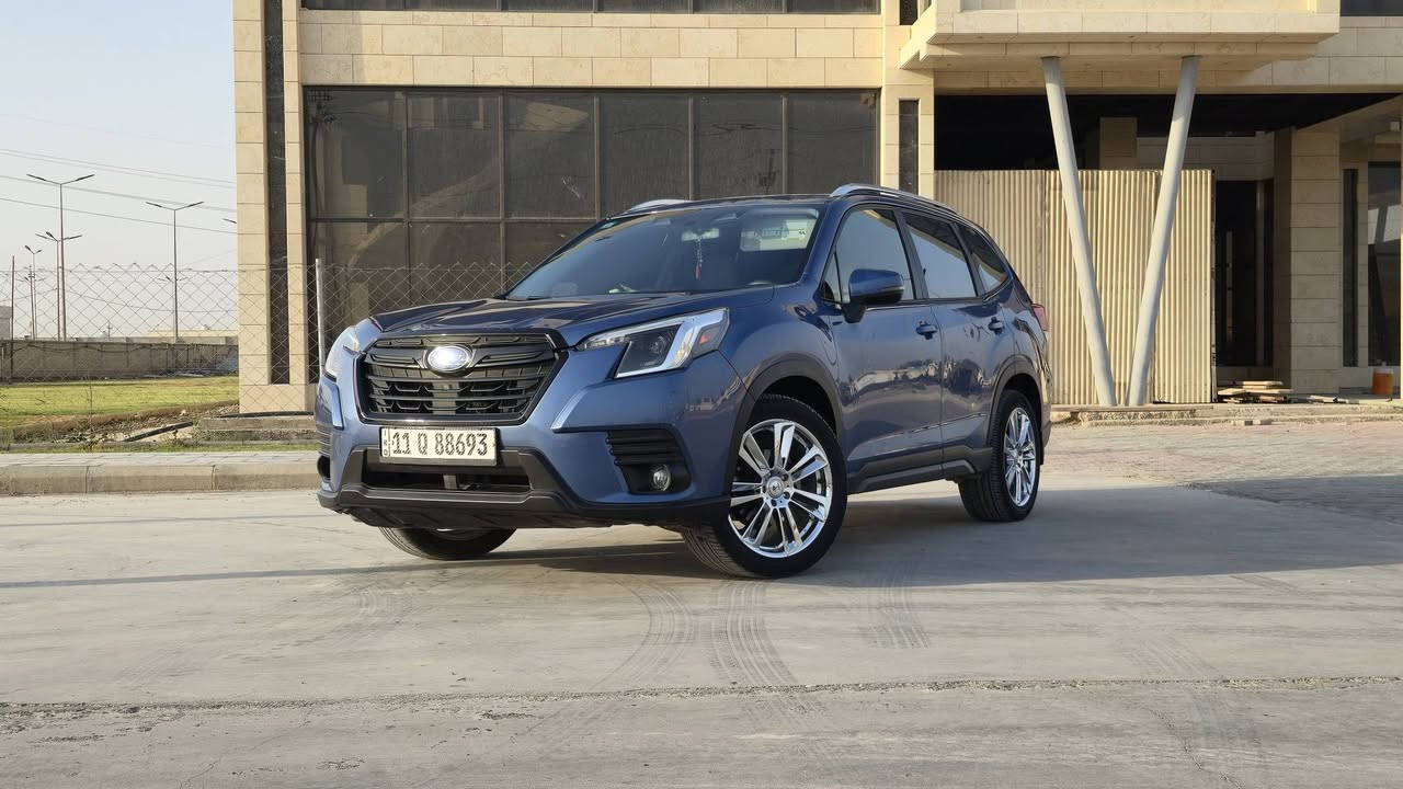 سلام عليكم 
سياره سوبارو للبيع 
subaru_forester_2023
سياره حلوه ونضيفه رقم بغداد بأسمي 
ضرر السياره مثل مموضح بالصور حادثها كلش حلو 
صبغ بيها فقط الجاملغ وشوي بالتكمه جهت الصدر والباقي كله بارد سياره عليها ويل ١٩ ياباني اصلي تخم تاير جديد مكاينه جديده حداديه جديده تبريدها معروف للسوبارو السياره سعرها 178 وبيها مجال ***********
