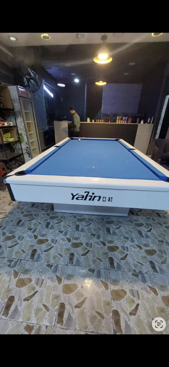 كافتريا للبيع. مكاني الاعلام سوق اميمه ‭٠٧٧١ ٠٩٣ ٠٦٣٦‬
