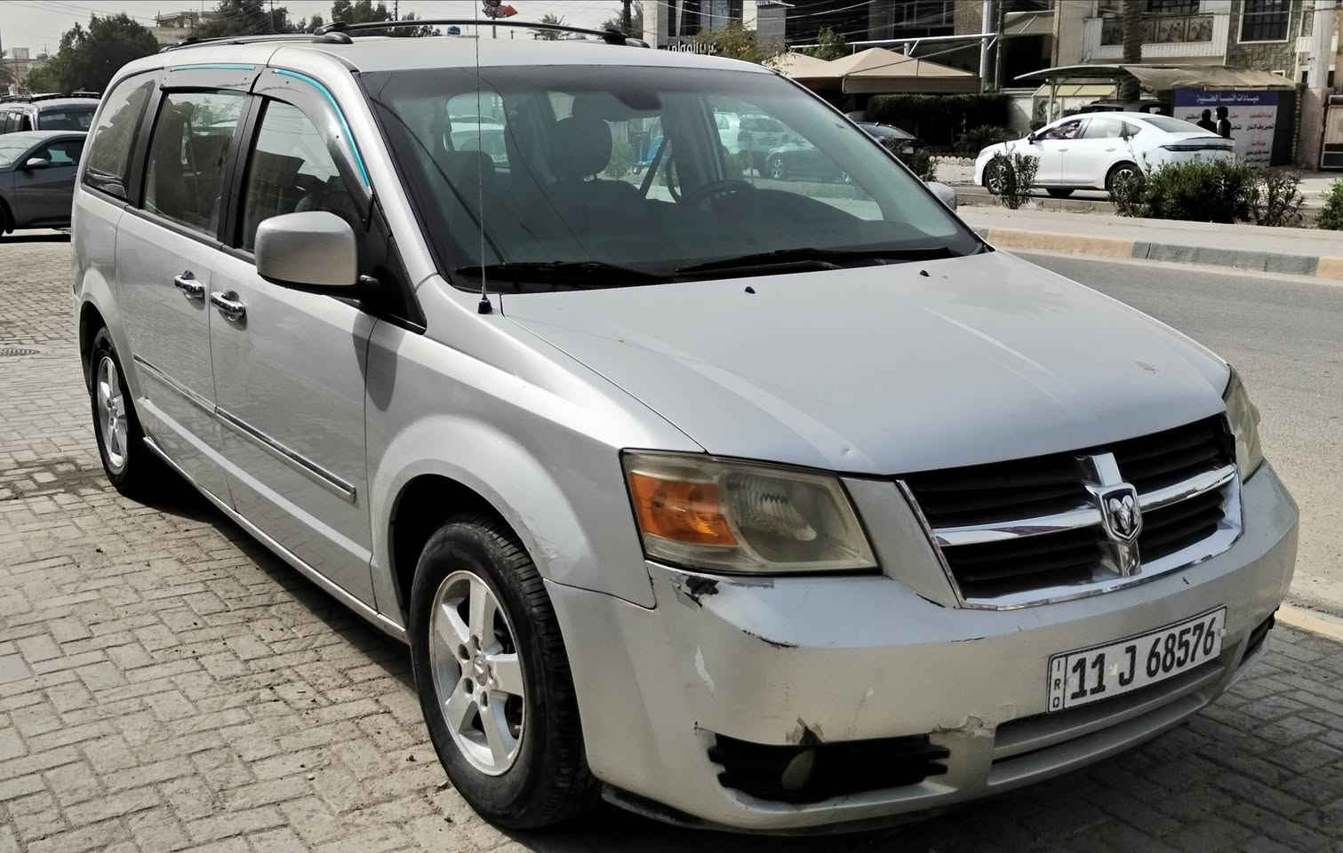 دوج كرفان ٢٠٠٨ محرك ٣٨٠٠ 
ابواب كهرباء و كشن السائق كهرباء و جام ٦ كهرباء
كير محرك صدر أمامي و خلفي تبريد ٣ قطع
رقم بغداد بسمي هزه جديدة
صبغ هلال جاملغات فقط
بارد بل الجنطة ومصلح نفسة مبين بل الصور
بغداد البياع *********** السعر ١٠٤
